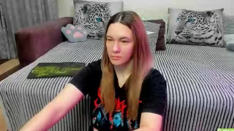 Snapshot of kendra_xx_ chatting on March 31, 2026, 11:38 pm Kendra online show from March 31, 2026, 11:38 pm