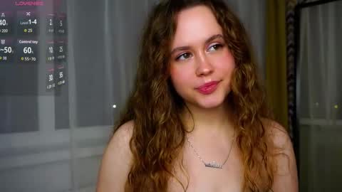 Snapshot of kendraedger chatting on November 30, 2025, 8:57 pm Kira online show from November 30, 2025, 8:57 pm