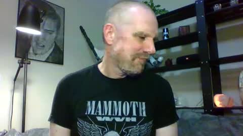 Snapshot of kenkuddles chatting on January 26, 2025, 4:20 am Ken Kuddles online show from January 26, 2025, 4:20 am