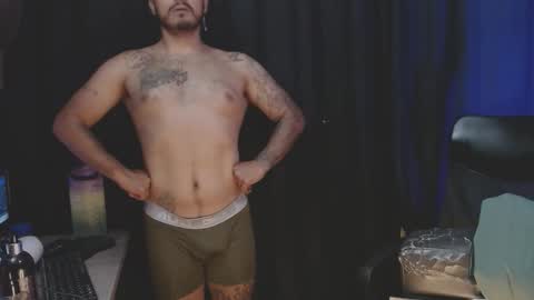 Snapshot of kenllyhot chatting on March 11, 2026, 1:44 am Kenlly online show from March 11, 2026, 1:44 am