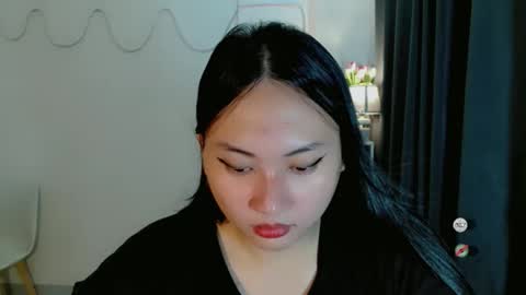 Snapshot of kennaxx69 chatting on April 19, 2026, 8:00 pm kennaxx69 online show from April 19, 2026, 8:00 pm
