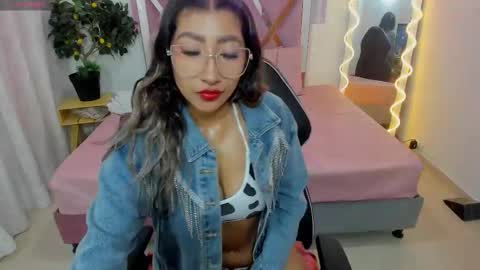 Snapshot of kenndal_tay chatting on September 15, 2025, 3:17 am kenndal_tay online show from September 15, 2025, 3:17 am