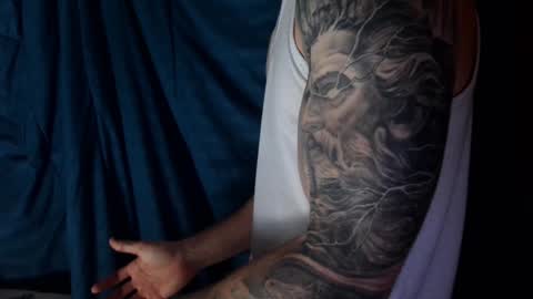 Snapshot of kennerfox77 chatting on January 3, 2025, 6:01 am Kennfox777 online show from January 3, 2025, 6:01 am