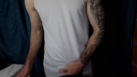 Snapshot of kennerfox77 chatting on January 28, 2025, 5:32 am Kennfox777 online show from January 28, 2025, 5:32 am