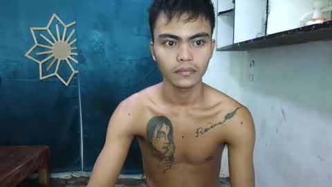 kenneth_jeey online show from November 18, 2025, 1:22 am