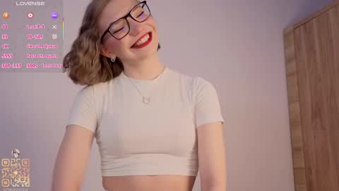 Snapshot of kenyattawestermark chatting on March 7, 2026, 6:27 pm Lisa online show from March 7, 2026, 6:27 pm