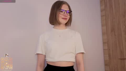 Snapshot of kenyattawestermark chatting on March 11, 2026, 6:25 pm Lisa online show from March 11, 2026, 6:25 pm