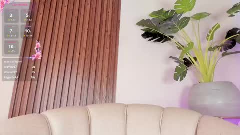 Snapshot of kenykitty chatting on April 29, 2026, 5:30 pm Keny Kitty Onlyfans Kenayfoxx online show from April 29, 2026, 5:30 pm
