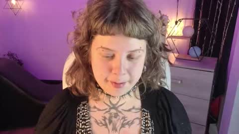 Kenzie online show from October 29, 2025, 4:37 am