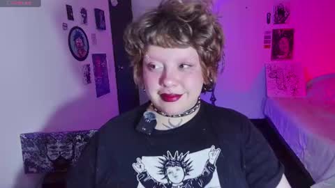 Kenzie online show from June 21, 2026, 8:17 am