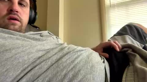 kepkon00 online show from February 8, 2026, 9:51 pm