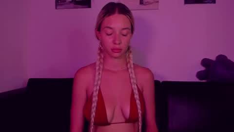 keremhm online show from March 21, 2026, 3:37 pm