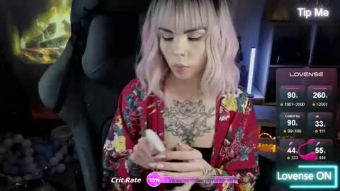 Snapshot of kerry_kirk chatting on December 16, 2025, 11:21 pm Kerry online show from December 16, 2025, 11:21 pm