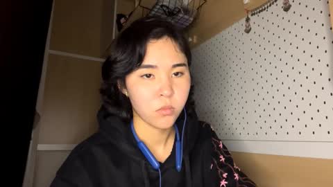 Jenny  online show from March 6, 2026, 9:50 am