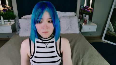 kettiejones online show from April 6, 2026, 10:49 am