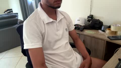 Snapshot of kevenorinty chatting on July 30, 2026, 10:47 am kevenorinty online show from July 30, 2026, 10:47 am