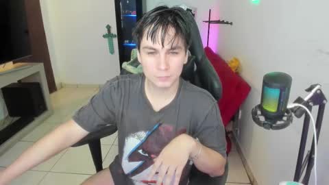 Snapshot of kevin873s chatting on February 10, 2026, 11:31 pm Kevin online show from February 10, 2026, 11:31 pm