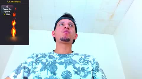 Kev online show from October 18, 2025, 7:14 pm