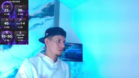 Snapshot of kevin__max_ chatting on June 17, 2026, 3:09 am Kev online show from June 17, 2026, 3:09 am