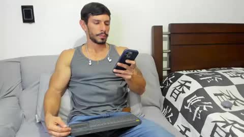 Snapshot of kevin_malone22 chatting on June 1, 2026, 10:11 pm kevin_malone22 online show from June 1, 2026, 10:11 pm