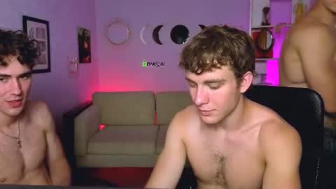 Snapshot of kevin_nix_ chatting on July 1, 2026, 7:13 pm kevin_nix_ online show from July 1, 2026, 7:13 pm