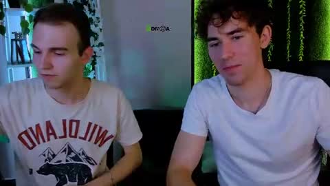 Snapshot of kevin_nix_ chatting on July 5, 2026, 7:10 pm kevin_nix_ online show from July 5, 2026, 7:10 pm