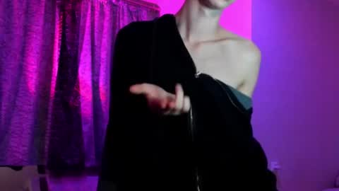 Snapshot of kevinsupershy chatting on July 14, 2026, 8:36 pm kevinsupershy online show from July 14, 2026, 8:36 pm