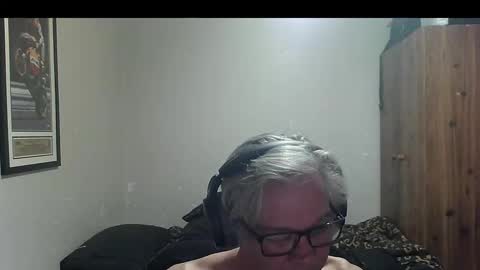 Snapshot of kevwestunder9696 chatting on October 17, 2025, 10:40 am kevwestunder9696 online show from October 17, 2025, 10:40 am