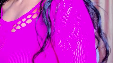 Keyla noa online show from October 18, 2025, 7:03 pm