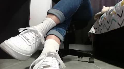     online show from February 26, 2026, 5:45 pm