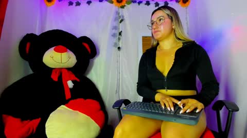 Keyth  online show from December 13, 2024, 10:34 pm