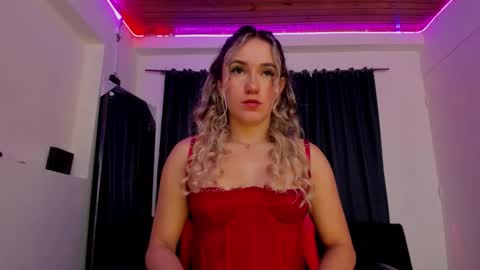 Keyth  online show from November 15, 2025, 7:43 pm