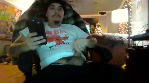 keyway1 online show from November 19, 2025, 4:18 pm