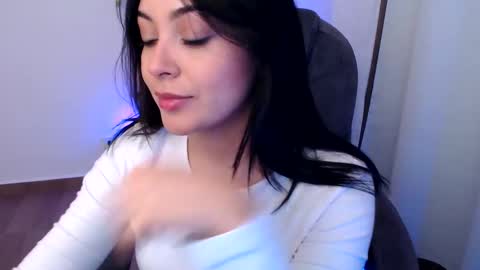 Snapshot of khal_girl chatting on November 6, 2025, 1:28 am Liss online show from November 6, 2025, 1:28 am