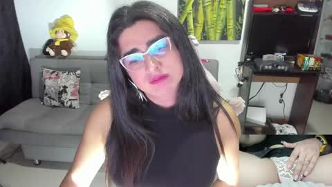 Snapshot of khalifa_gold chatting on April 18, 2026, 8:07 am Khalifa Kasumi online show from April 18, 2026, 8:07 am