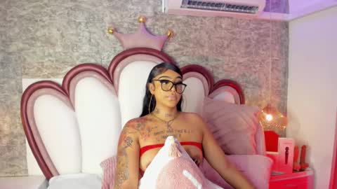 Khelany Isyy  online show from March 3, 2026, 2:56 pm