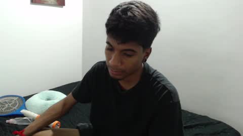 khevinlopezonig online show from January 18, 2025, 12:57 am