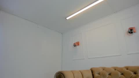 Khloe online show from January 19, 2025, 4:44 am