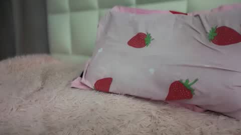 khloe online show from April 16, 2026, 1:45 pm