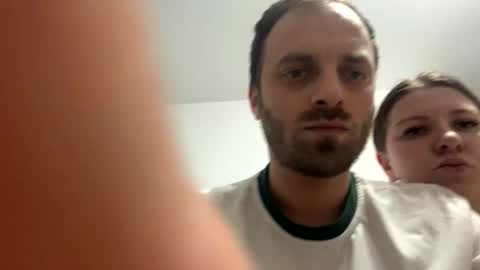 Snapshot of khloekross chatting on February 26, 2026, 10:42 pm khloekross online show from February 26, 2026, 10:42 pm