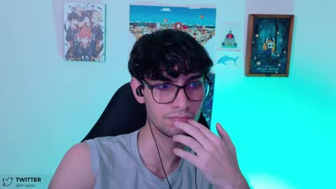 khozler_ online show from May 22, 2026, 3:46 am