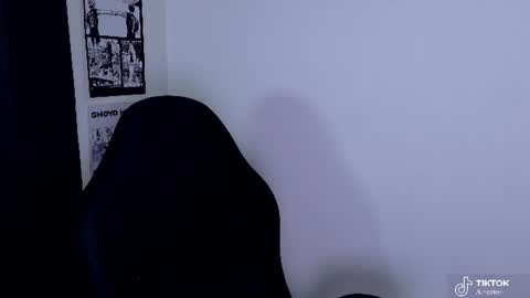 Snapshot of khozler_ chatting on July 23, 2026, 11:35 pm khozler_ online show from July 23, 2026, 11:35 pm