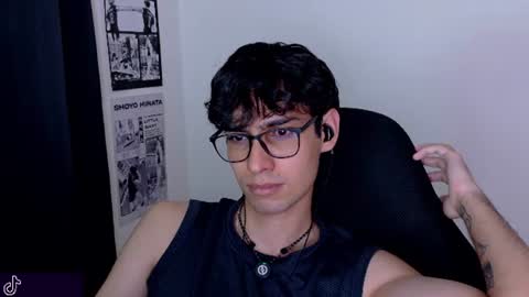 Snapshot of khozler_ chatting on August 4, 2026, 1:53 am khozler_ online show from August 4, 2026, 1:53 am