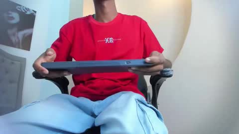 Kris Evans online show from December 20, 2025, 6:59 pm