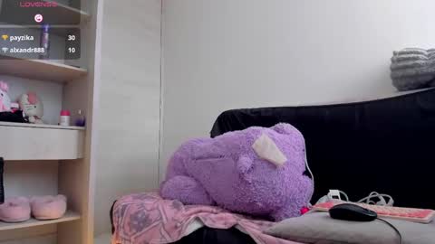 ki_ttyu online show from May 29, 2026, 5:22 pm