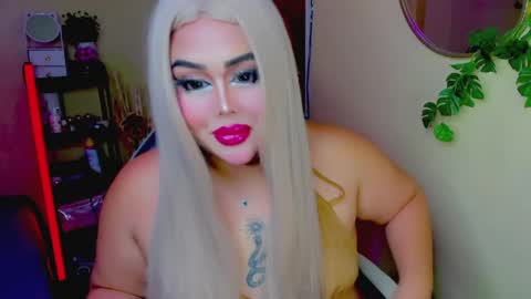 kiacum4u online show from April 12, 2026, 8:47 pm