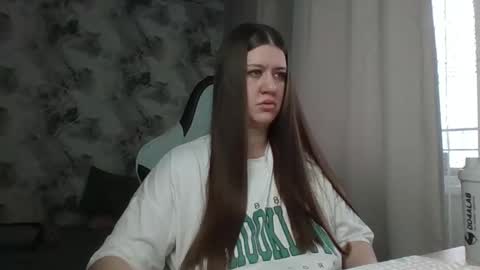 kianna_dior_ online show from March 14, 2026, 11:48 am