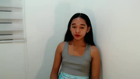 i love bella online show from December 2, 2024, 6:43 pm