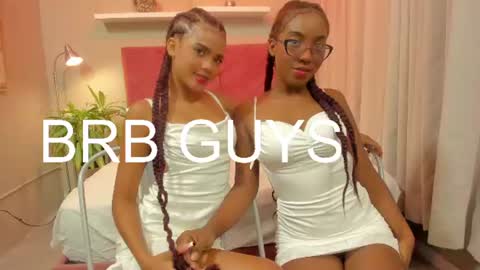 Snapshot of kiara_curls chatting on June 25, 2026, 11:26 am Kiara online show from June 25, 2026, 11:26 am