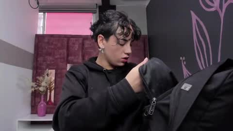 KIARA FOX online show from April 1, 2026, 9:56 pm